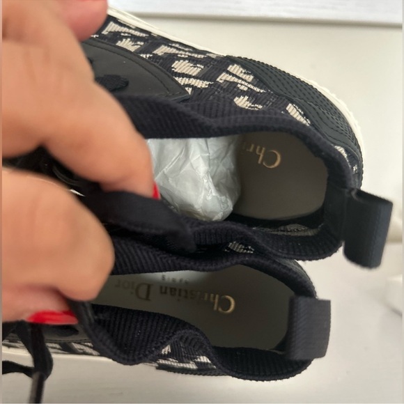 Christian Dior WALK ‘N’ DIOR trotter knit sneakers tennis shoes 39.5 9.5 - Picture 6 of 10